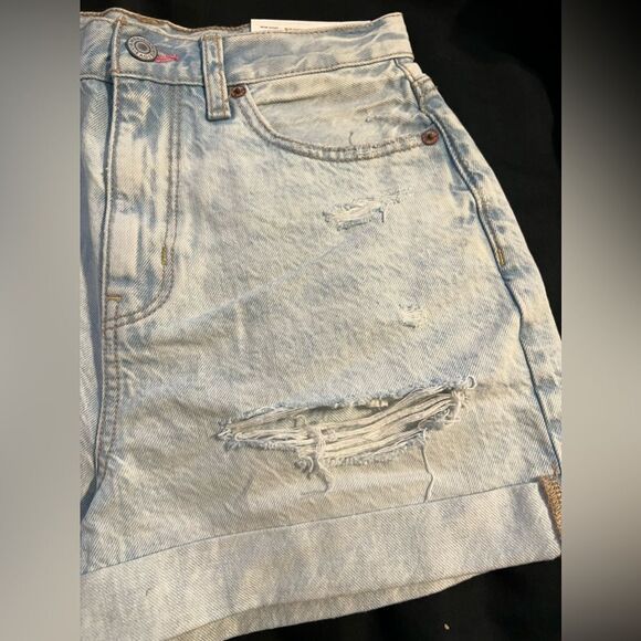 AMERICAN EAGLE DISTRESSED MOM SHORTS SIZE 0- NWT - Picture 8 of 9